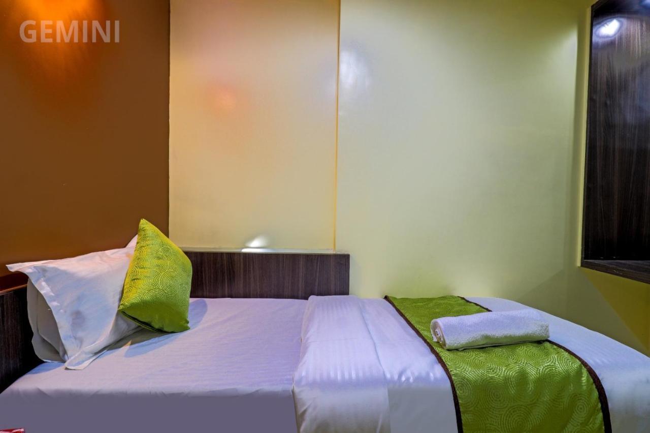 Hotel Gemini Bombay Extérieur photo