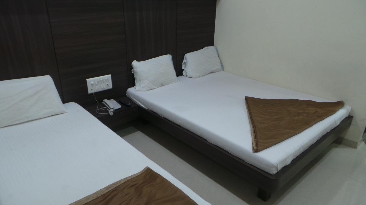 Hotel Gemini Bombay Extérieur photo