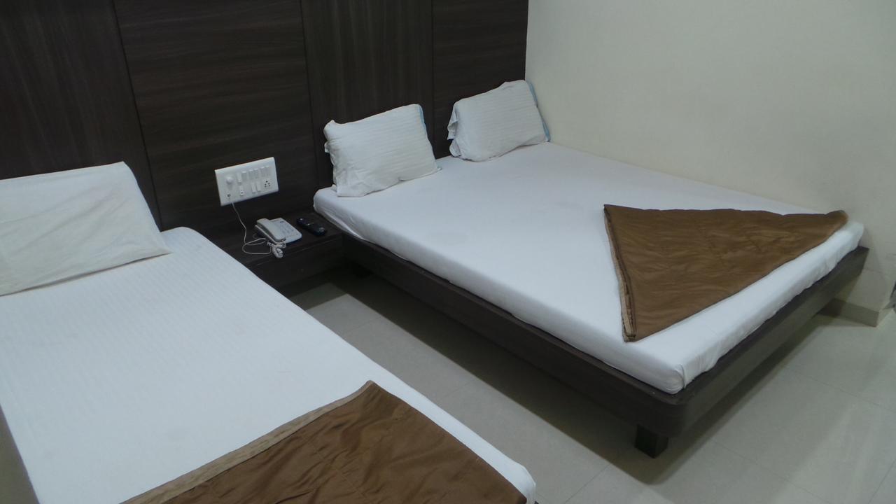 Hotel Gemini Bombay Extérieur photo